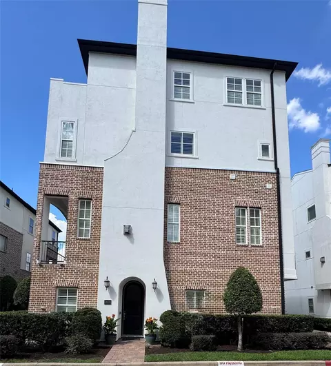 9626 Fannin Sta W, Houston, TX 77045