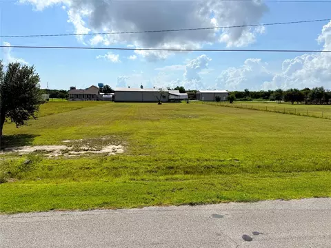 707 26th St, San Leon, TX 77539
