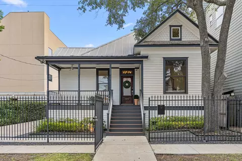 405 Welch St, Houston, TX 77006
