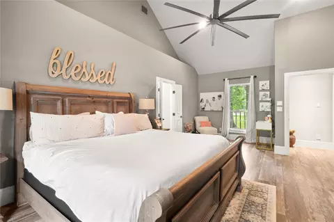 Bedroom - 36 Wind River Dr, Conroe, TX 77384 photo 2 of 5