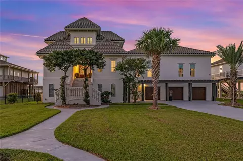 1809 Laguna Harbor Estate Blvd, Port Bolivar, TX 77650