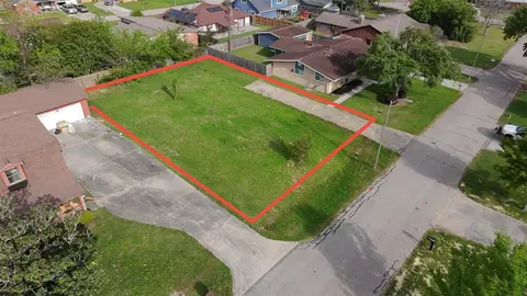 0 Marlin Ln, La Porte, TX 77571