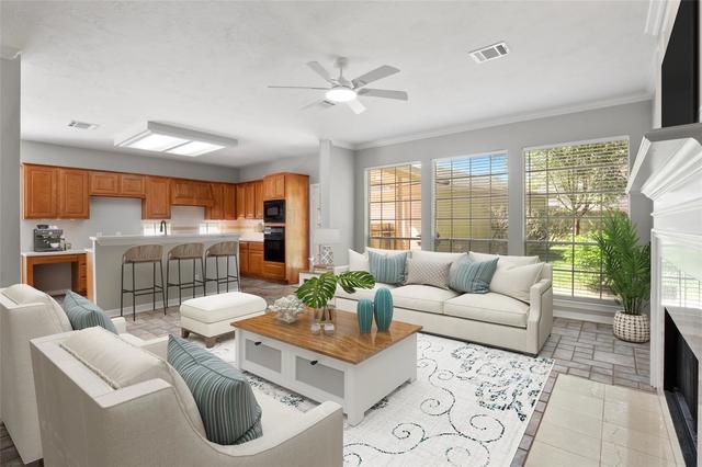 3202 Pleasant Cove Ct, Houston, TX 77059