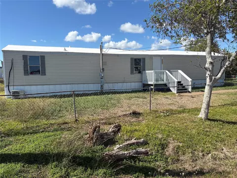 2501 Mcdonald Rd, Oyster Creek, TX 77541