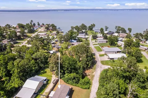 41 Key Largo Loop, Point Blank, TX 77364 photo 1
