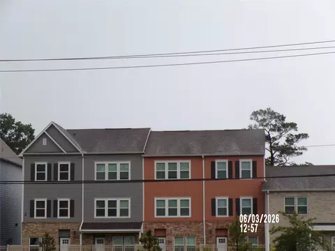 3232 Creekmont Dr, Houston, TX 77091