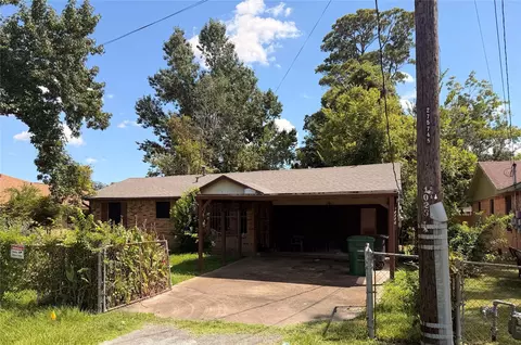 7236 S Hall St, Houston, TX 77028