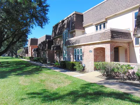 2805 Cambridge Ln, Missouri City, TX 77459
