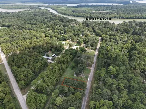 720 Eagle Dr, Trinity, TX 75862 photo 1