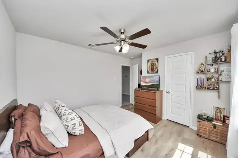 Bedroom - 3515 Windham Way, Katy, TX 77494 photo 4 of 6
