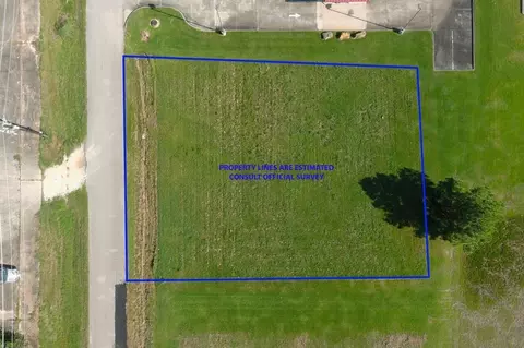 1100 6th St, La Porte, TX 77571