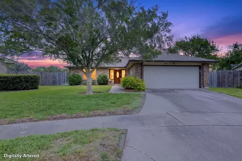 2302 Holiday Ln, Corpus Christi, TX 78414