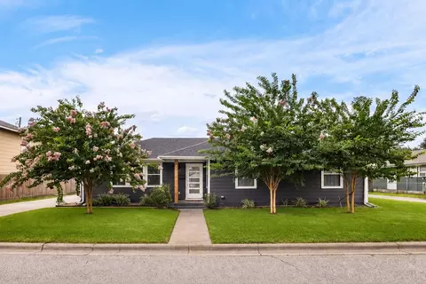 4610 Michaux St, Houston, TX 77009