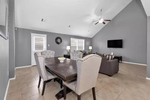 Entry Way - 5206 Pointe Spring Xing, Spring, TX 77389 photo 4 of 10