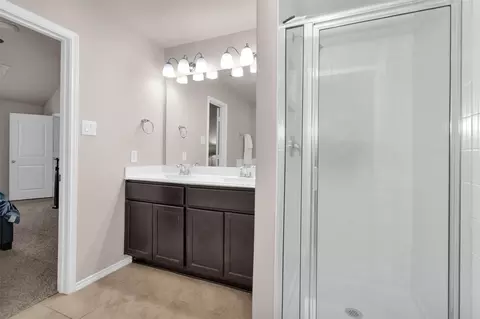 Bath - 5206 Pointe Spring Xing, Spring, TX 77389 photo 3 of 3