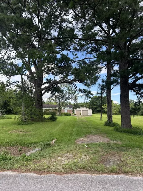 5107 Avenue R, Santa Fe, TX 77510