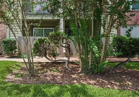 18800 Egret Bay Blvd #1603, Houston, TX 77058