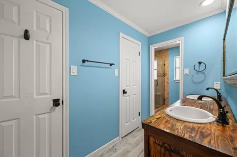 Bath - 514 Pine Walk Trl, Spring, TX 77388 photo 2 of 5
