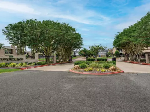 18800 Egret Bay Blvd #1605, Houston, TX 77058