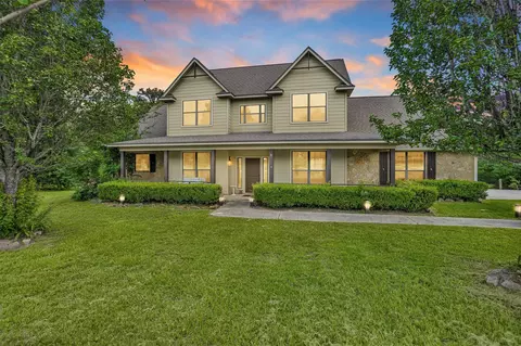 21 Ranch Road One, Willis, TX 77378
