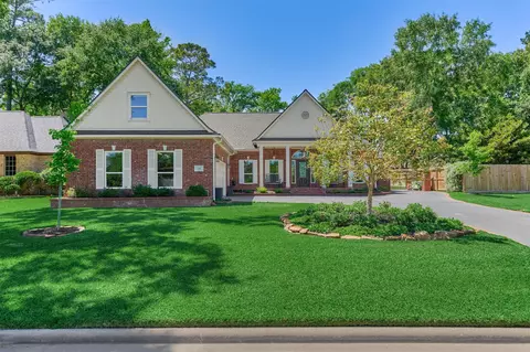 150 Lake View Cir, Montgomery, TX 77356