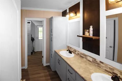 Bath - 75 Robison Rd, Coldspring, TX 77331 photo 8 of 8