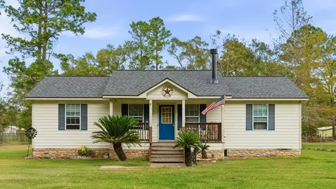 17001 Valley Ln, Conroe, TX 77306