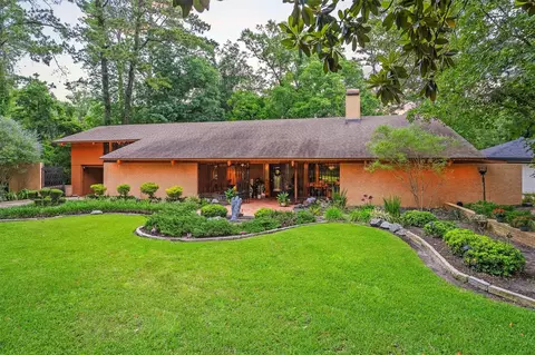 29 Winged Foot Dr, Conroe, TX 77304