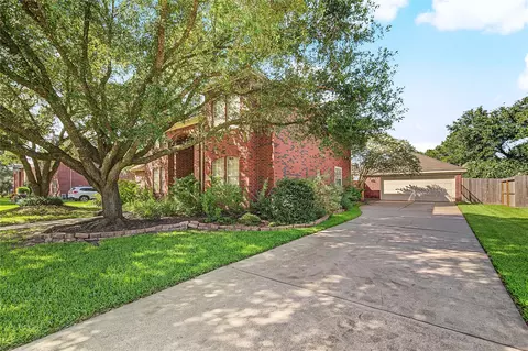1707 Brill Dr, Friendswood, TX 77546