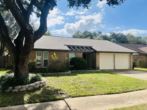 Exterior - 22419 Deville Dr, Katy, TX 77450 photo 6 of 7