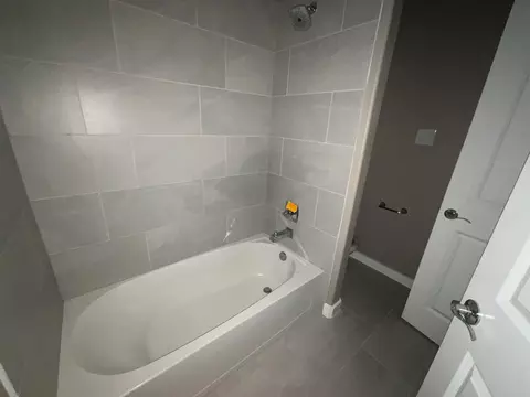 Bath - 4934 Bent Tree Dr, Fulshear, TX 77441 photo 2 of 2