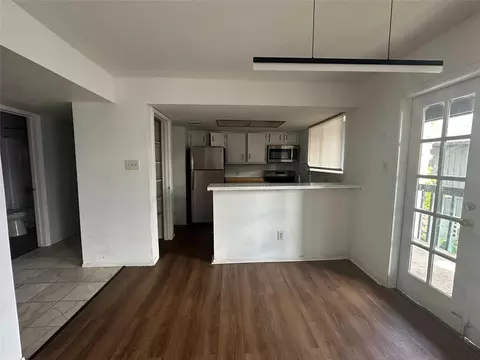 9009 Richmond Ave #407, Houston, TX 77063