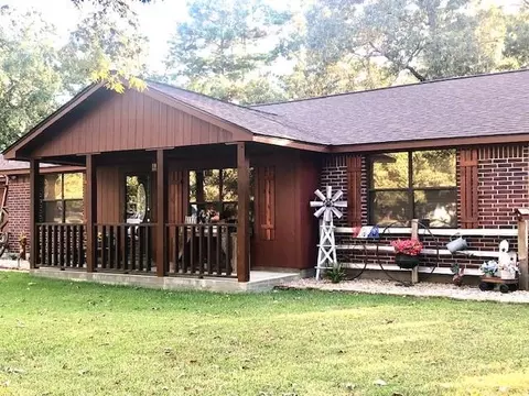 36 Kalyn Rd, Huntsville, TX 77340