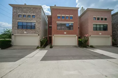 8632 Meadowcroft Dr, Houston, TX 77063