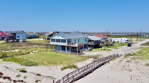101 Saltgrass Ave, Surfside Beach, TX 77541