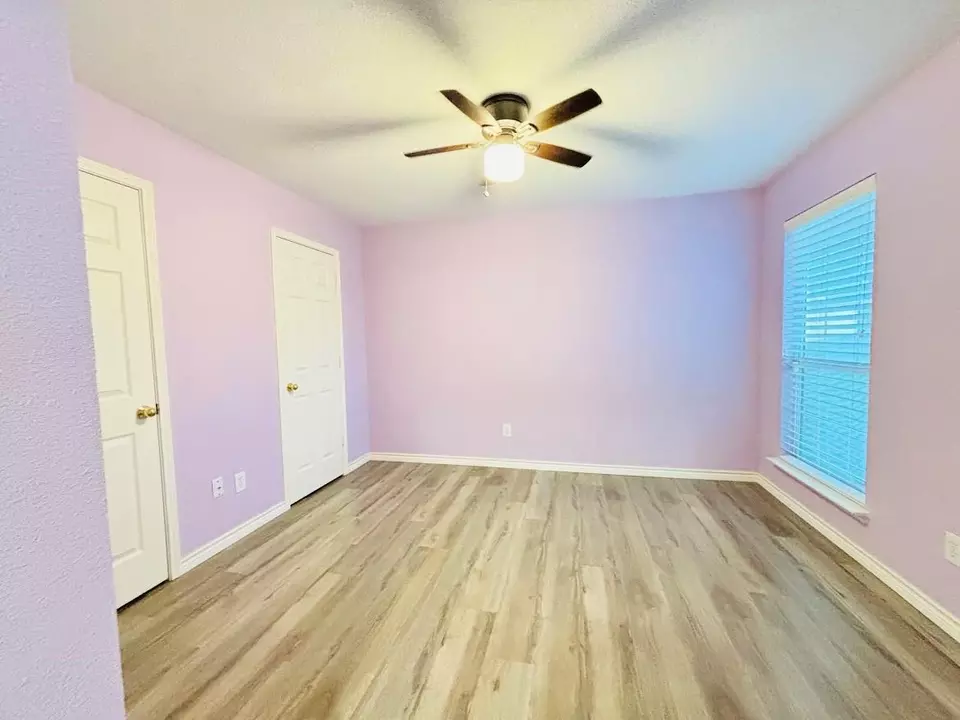 Bedroom - 6915 Misty Morning Trce, Richmond, TX 77407 photo 5 of 6