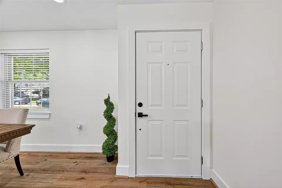 Entry Way - 1019 Park Meadow Dr, Katy, TX 77450 photo 2 of 2
