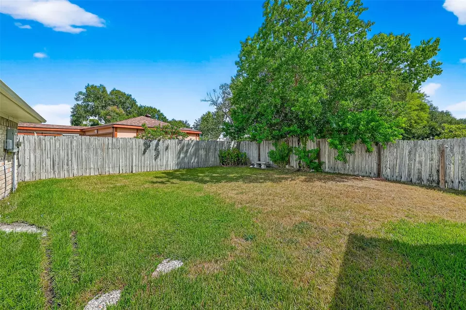Exterior - 1019 Park Meadow Dr, Katy, TX 77450 photo 3 of 5