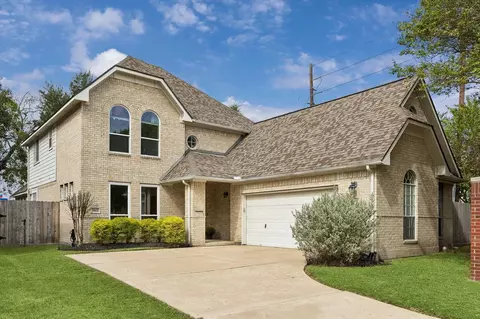 1502 Lakeside Enclave Dr, Houston, TX 77077