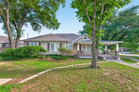 3704 5th St #7, Brookshire, TX 77423