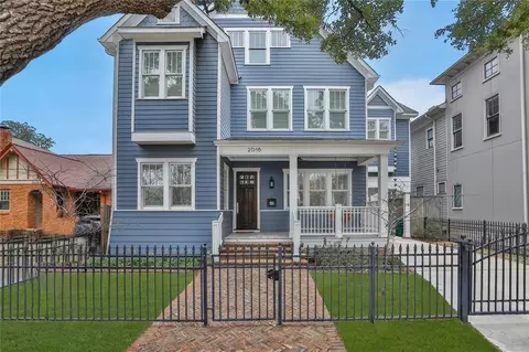 2016 Harvard St, Houston, TX 77008
