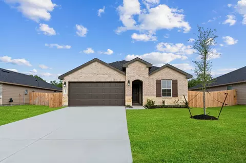 1511 Splashing Wave Dr, Iowa Colony, TX 77583