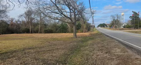 5300 Main St, Chappell Hill, TX 77426