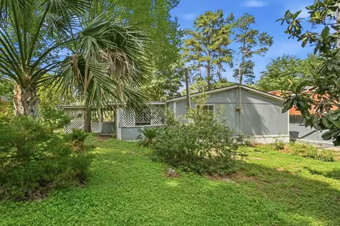 Exterior - 13707 Brigadier Dr, Willis, TX 77318 photo 9 of 10