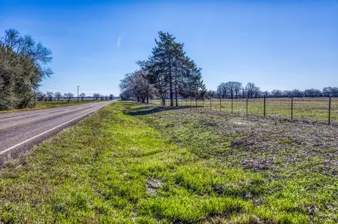 9044 Fm 1428, Midway, TX 75852