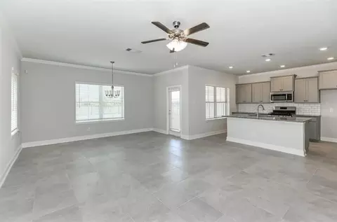 3 Greenbriar Loop, Angleton, TX 77515 photo 1