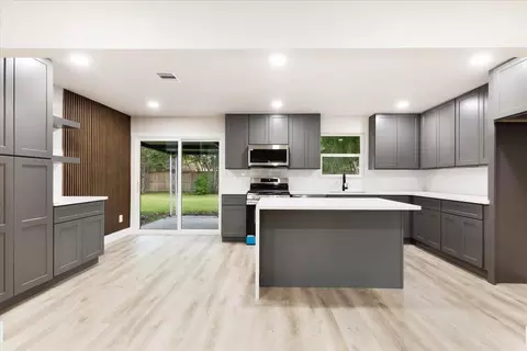 3414 Trelawney Dr, Pearland, TX 77581