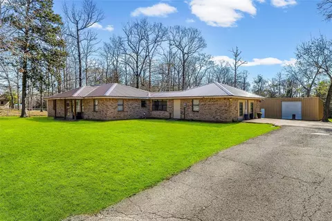 431 Ridgewood Dr, Shepherd, TX 77371