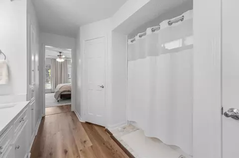 Entry Way - 9507 Oxted Ln, Spring, TX 77379 photo 5 of 6