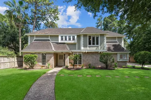 Exterior - 9507 Oxted Ln, Spring, TX 77379 photo 8 of 8